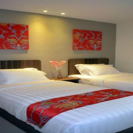 Belagri Hotel and Restaurant Sorong Esterno foto
