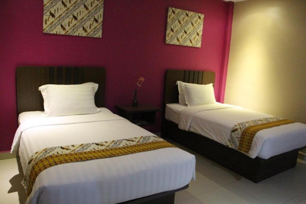 Belagri Hotel and Restaurant Sorong Esterno foto